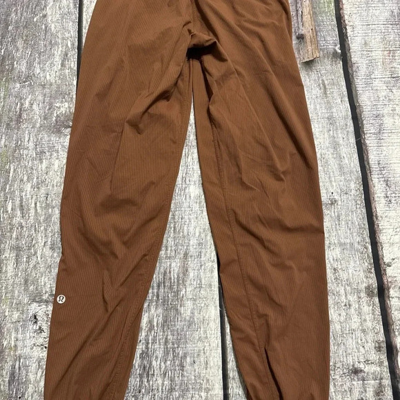 Lululemon Dance Studio Joggers - Picture 5 of 6